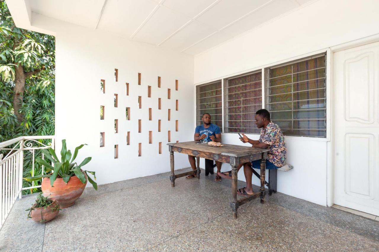 אקרה Agoo Hostel (Adults Only) מראה חיצוני תמונה